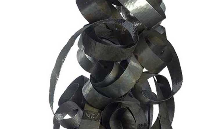 Ferro OK, sculpture by Nicola Guerraz