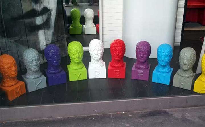 Heads, sculpture by Nicola Guerraz