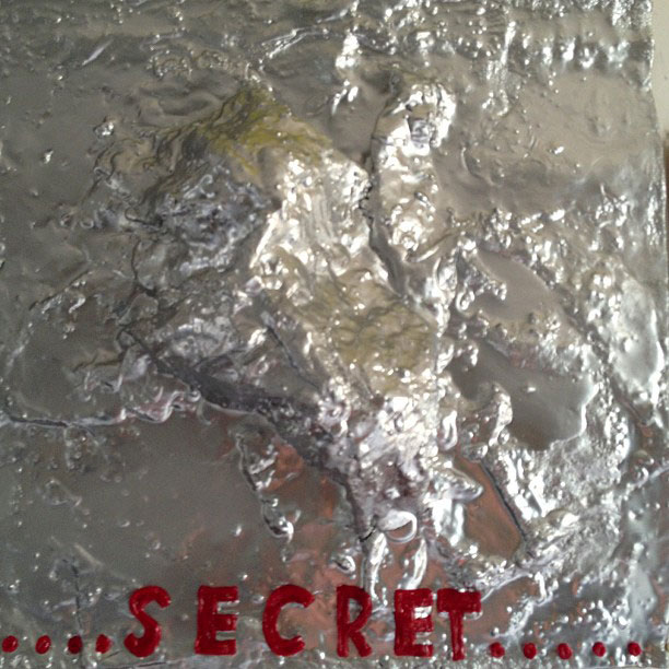 Secret 3, painting by Nicola Guerraz, mixed media on canvas, 60 x 60 cm, 2012