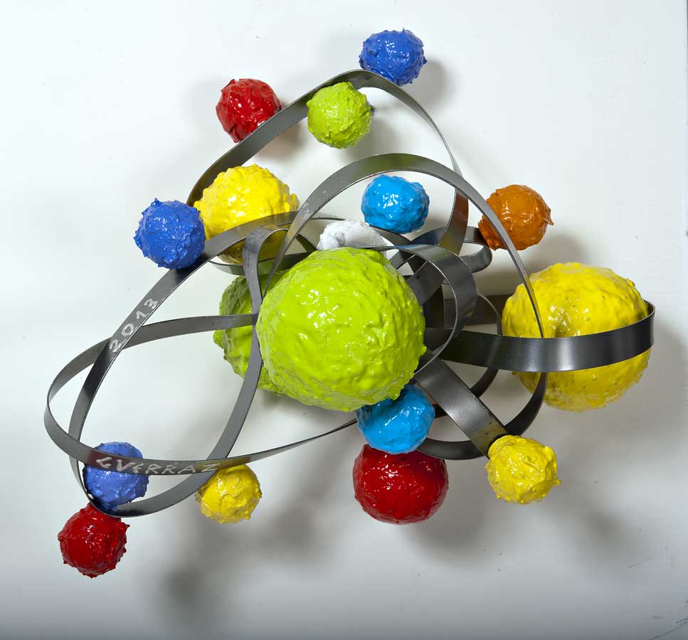 Happy atom 3, sculpture by Nicola Guerraz, acrylic, resin and magnet on iron, h 40 cm, 2013