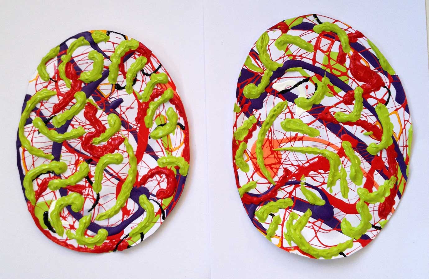 Eggs 22, diptych, painting by Nicola Guerraz, acrylic on paper, 21 x 30 cm each, 2014