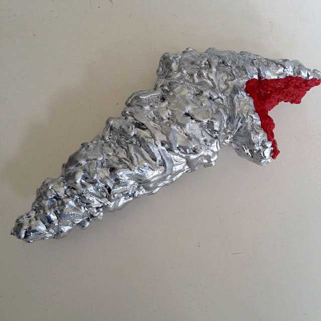 Sceptre 9, sculpture by Nicola Guerraz, mixed media on resin and pumice, h 22 cm, 2014