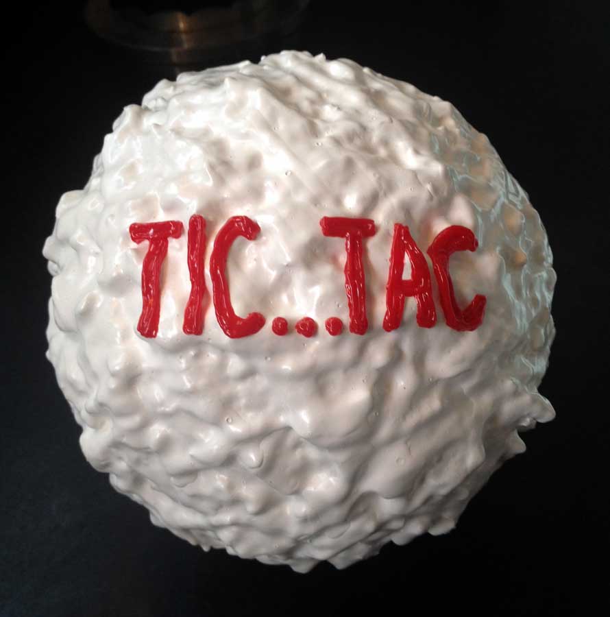 Tic tac, sculpture by Nicola Guerraz, acrylic on mixed media, diameter 20 cm, 2014