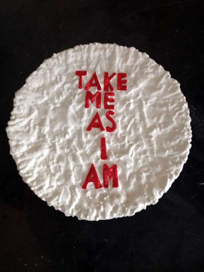 Take me as I am, sculpture by Nicola Guerraz, mixed media, diameter 35 cm, 2015