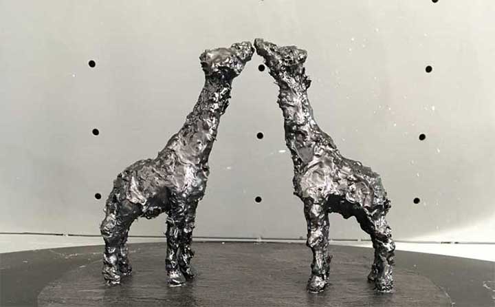 Flirt 49, sculpture by Nicola Guerraz