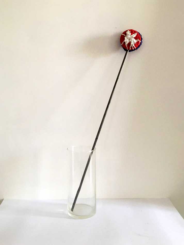 Iron flower 1, sculpture by Nicola Guerraz, acrylic on iron, h 90 cm, 2019